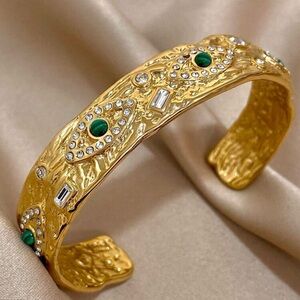 Elegant 18K Gold plated and Green Cuff Bracelet